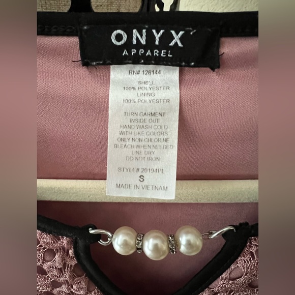 Stunning ONYX Blouse - Picture 6 of 7